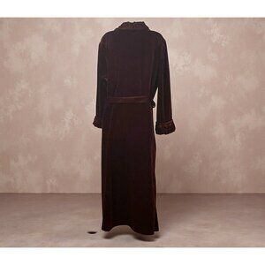 Delicates Women Velour Wrap Robe Size Med Burgundy Basketweave Collar